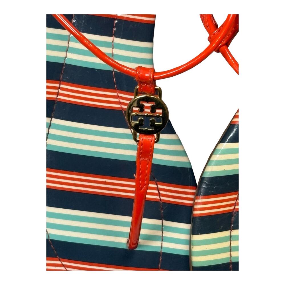 Tory Burch Emmy Logo Thong Sandals Women’s 8.5 Orange Patent Leather Straps - Picture 3 of 9